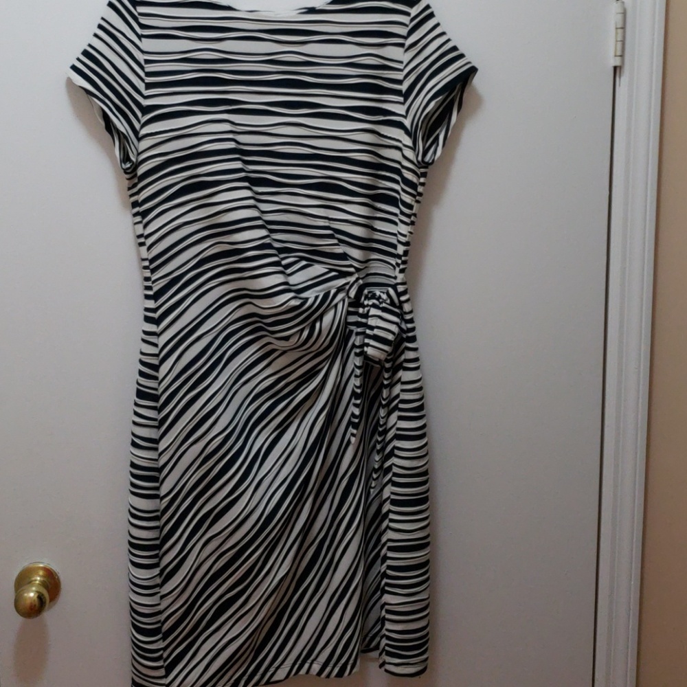 Shelby & Palmer Dress